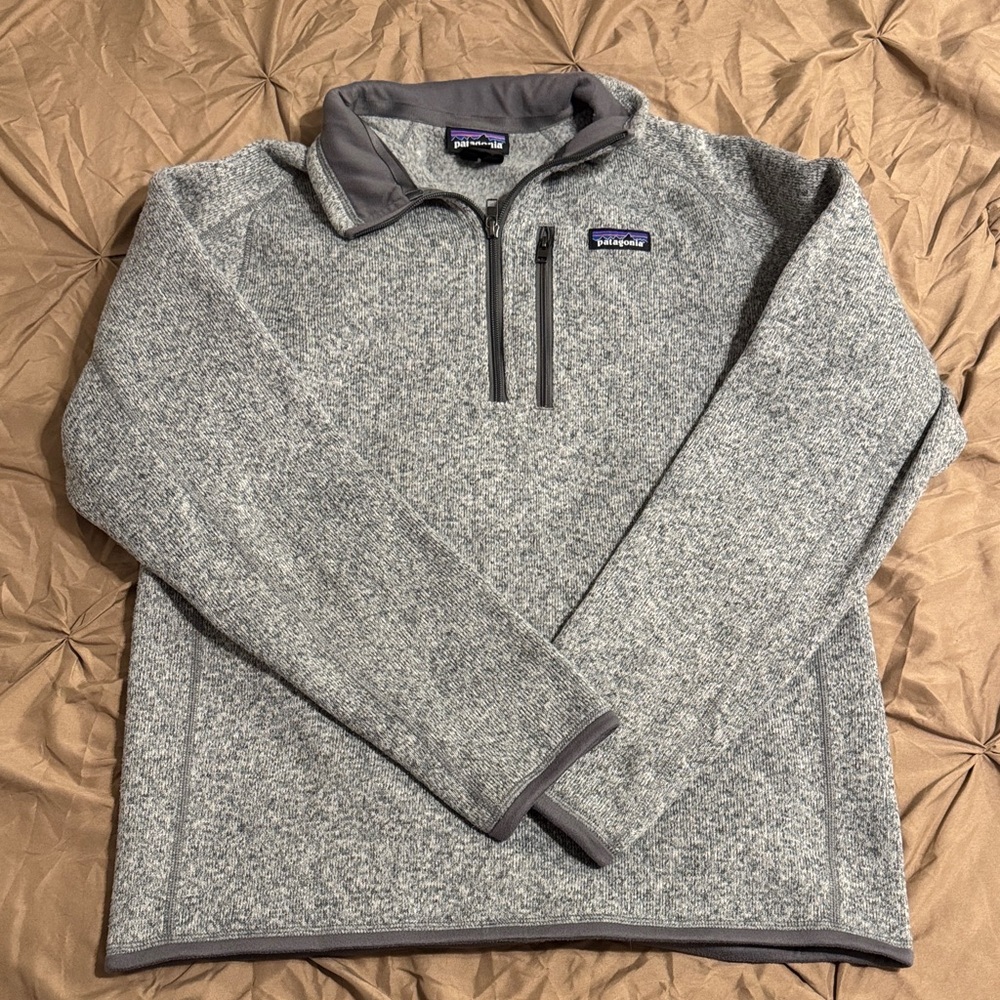 Patagonia Heathered Gray Fleece Pullover